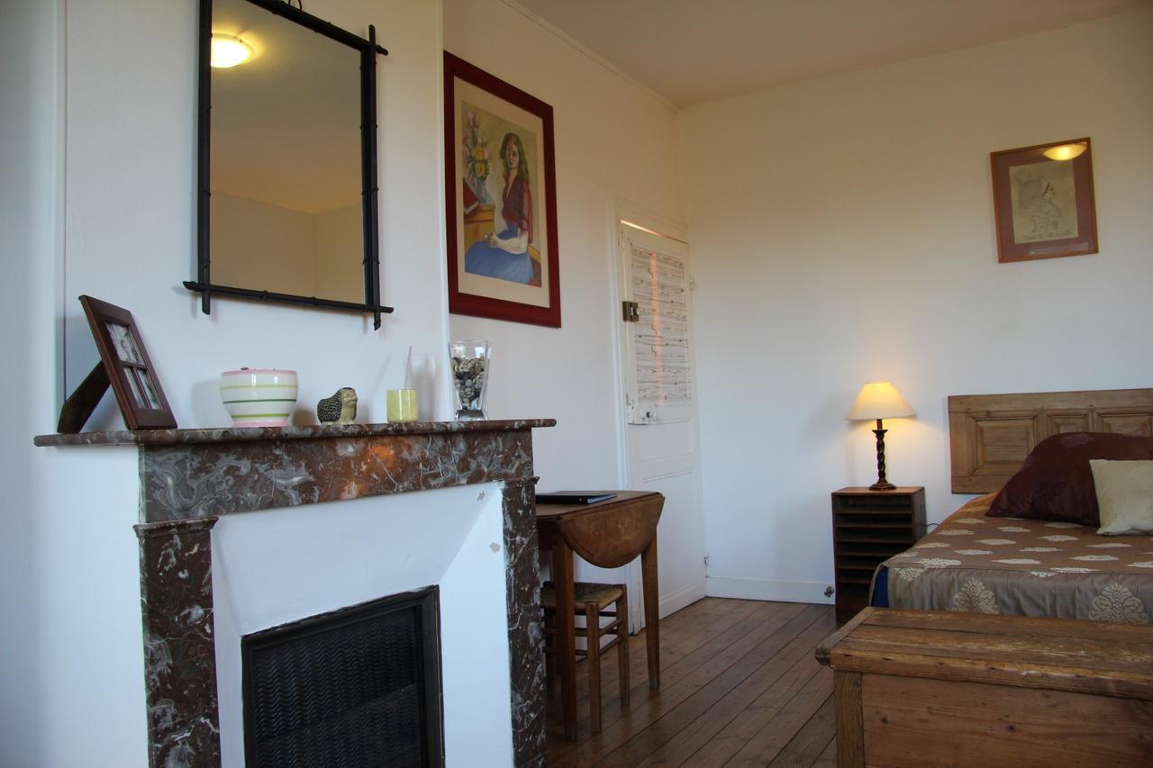 Saint-Aubin-de-Bonneval 폼니알 드 라 에니소니에르 B&B 외부 사진