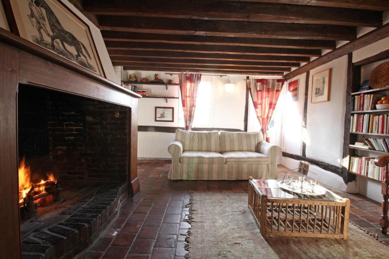 Saint-Aubin-de-Bonneval 폼니알 드 라 에니소니에르 B&B 외부 사진
