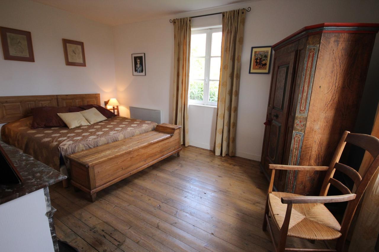 Saint-Aubin-de-Bonneval 폼니알 드 라 에니소니에르 B&B 외부 사진
